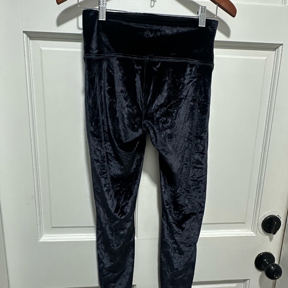 Lululemon Wunder Lounge High-Rise Tight 28" *Velvet size 8 EUC - Picture 5 of 6